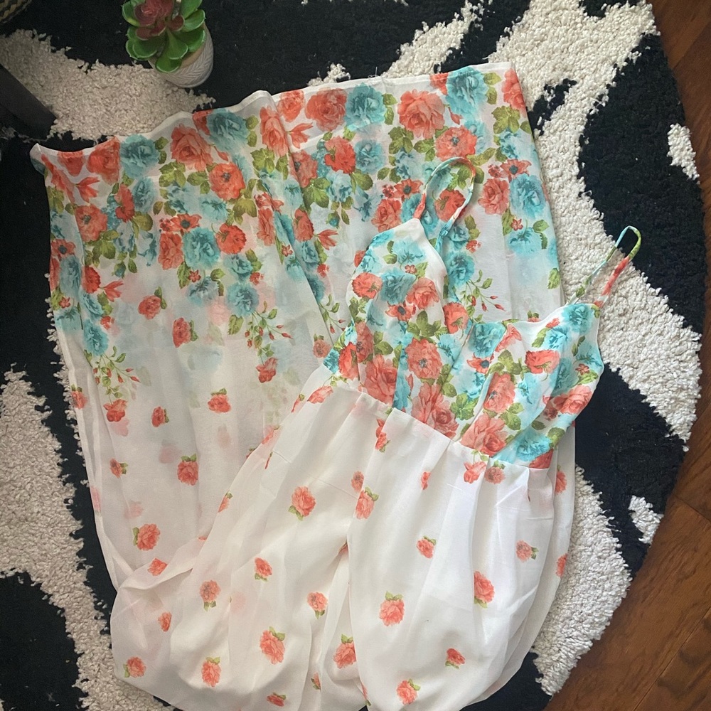 NWOT Oboe Rose Floral Maxi Dress Small